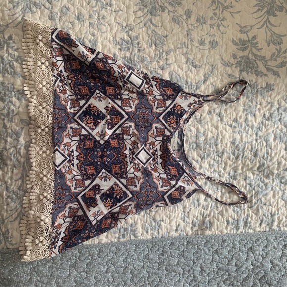 Abercrombie Geometric Tank with Lace Trim - Picture 2 of 4